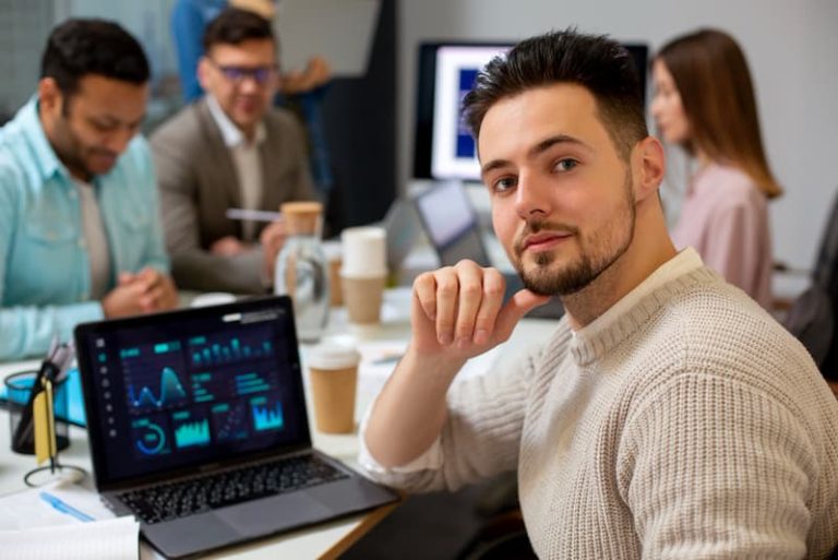 Des brokers professionnels